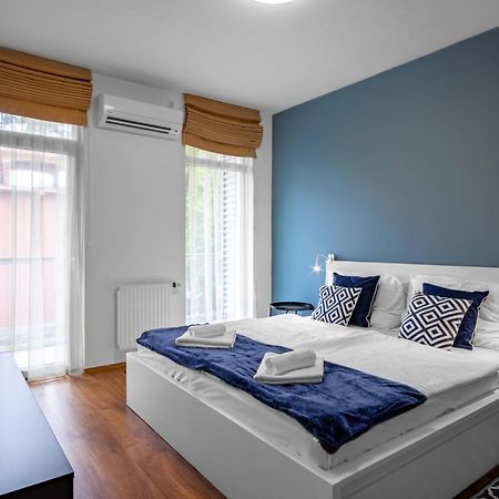 Mf Villa Azur Wellness Apartment Шіофок Екстер'єр фото